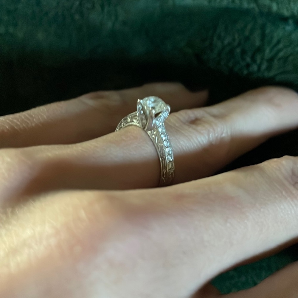 DEMETRIOS 14KW ENGAGEMENT RING (3/4CTW) SIZE 6